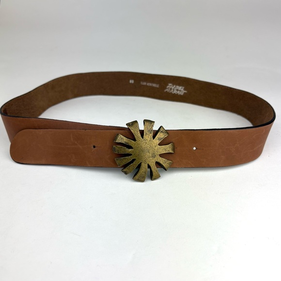 Isabel Marant Brass Star Buckle Leather Belt - Picture 1 of 12